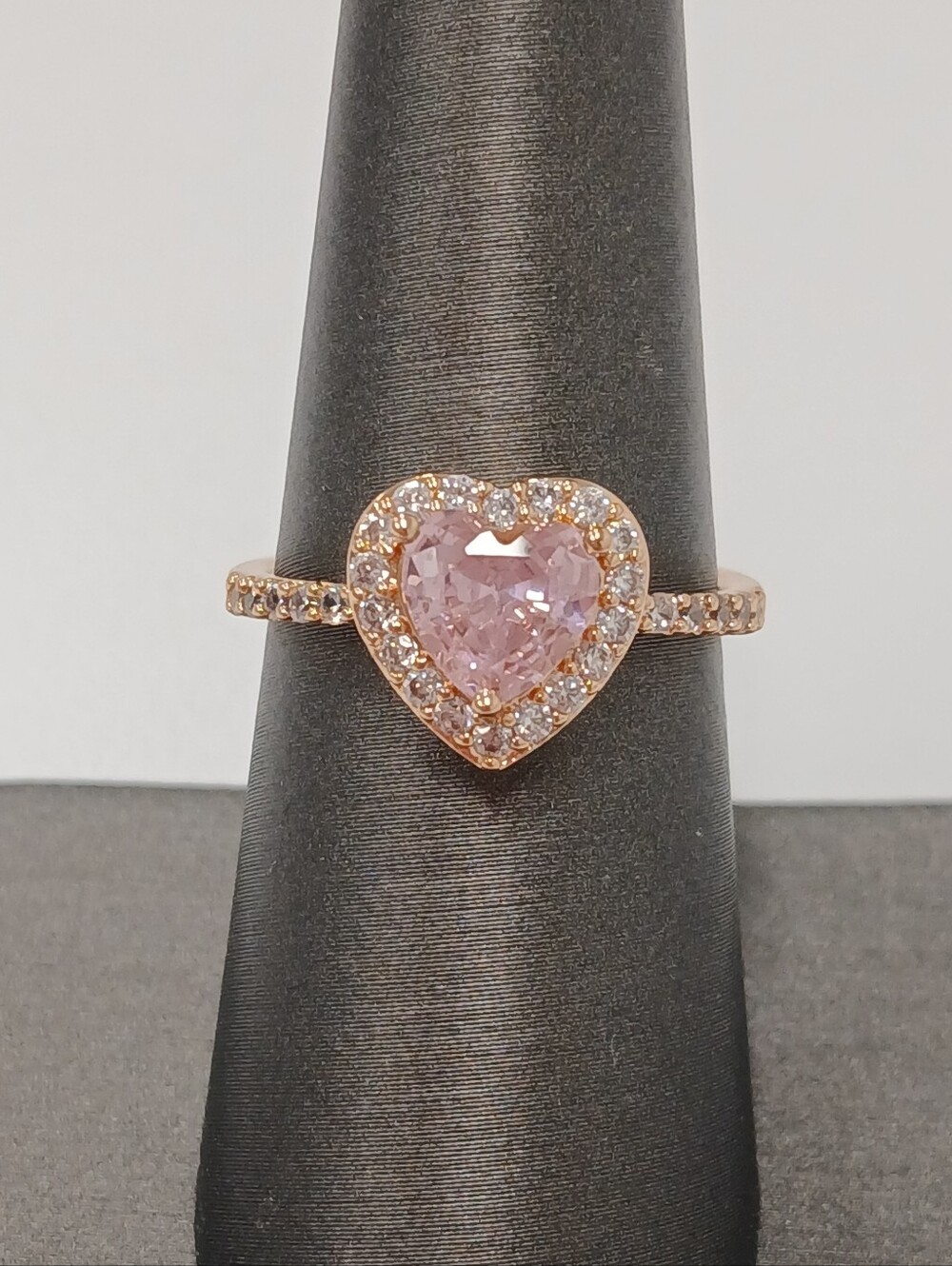NEW! 18k Gold Plated Heart Ring with Pink Cushioned AAA CZ Size 7